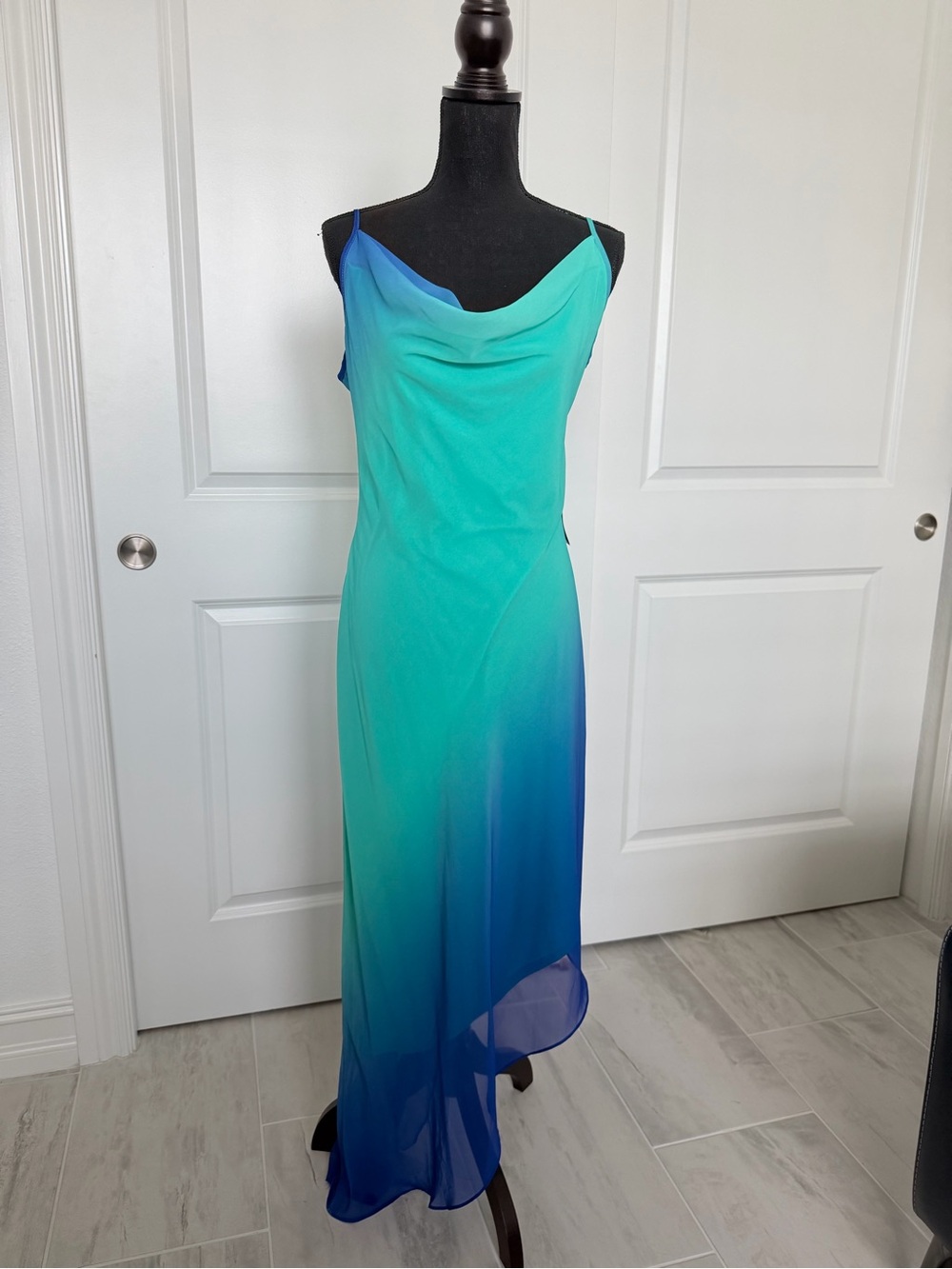Boston Proper Women’s Teal & Blue Hombre Dress - Size M
